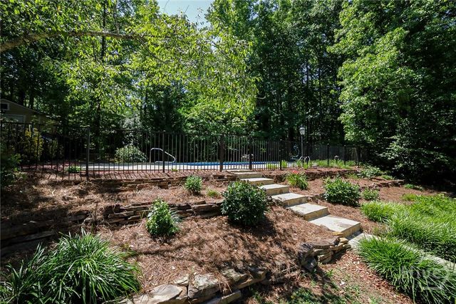 130 Riverbottom Circle, Athens, GA 30606