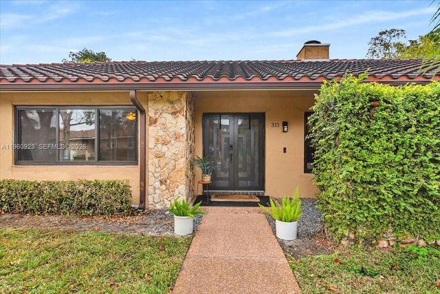 311 NW 101st Ter, Coral Springs, FL 33071
