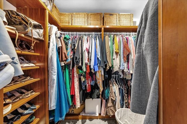 311 NW 101st Ter, Coral Springs, FL 33071