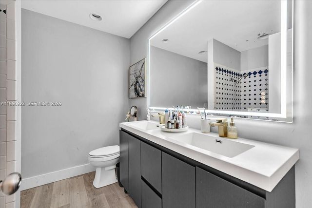 311 NW 101st Ter, Coral Springs, FL 33071