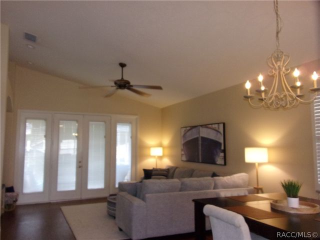 877 W Silver Meadow Loop, Hernando, FL 34442