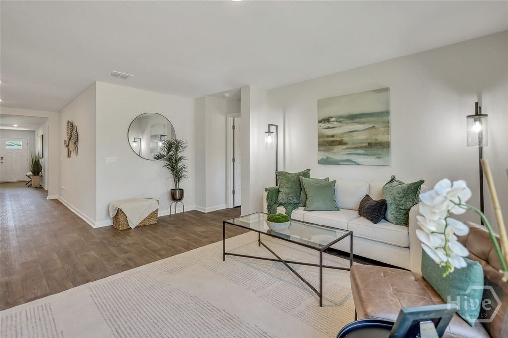 Image 11 of property listing at 107 Sumter Street, Guyton, GA 31312