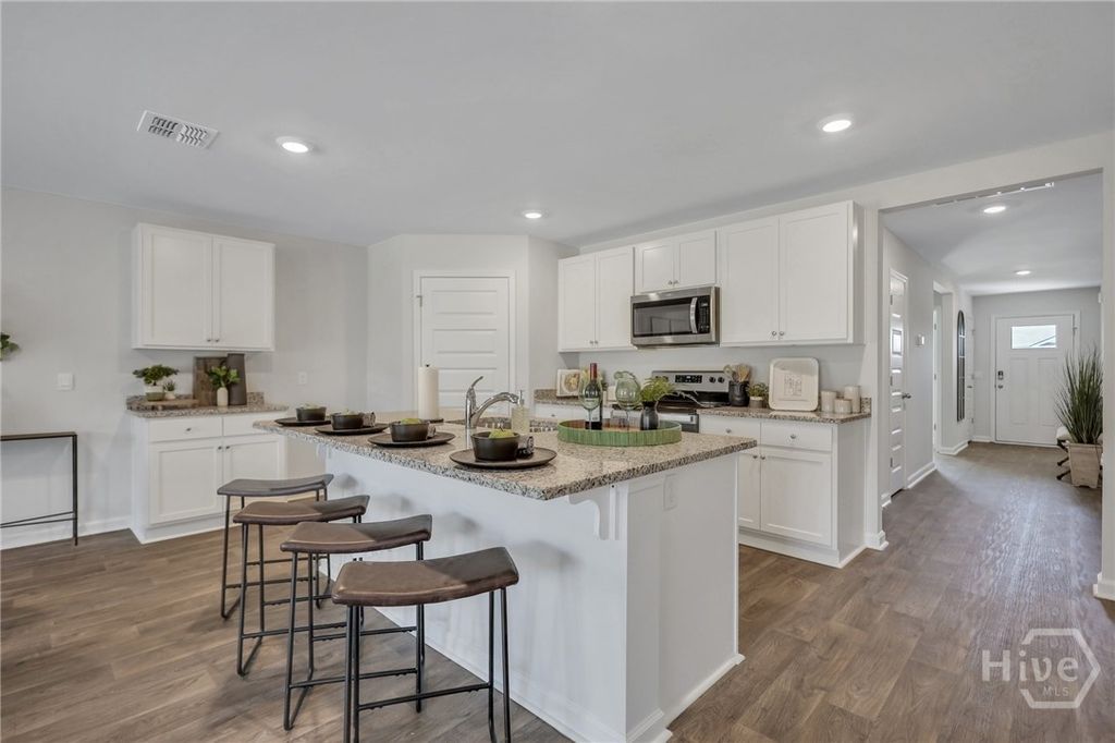 Image 4 of property listing at 107 Sumter Street, Guyton, GA 31312