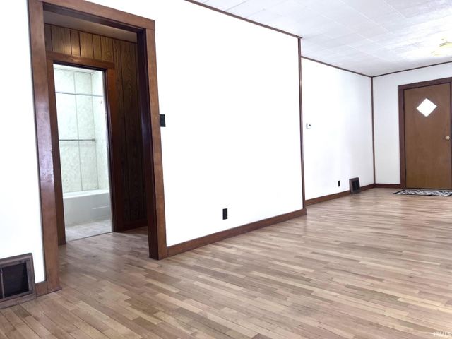 1405 S 12th Street, Goshen, IN 46526