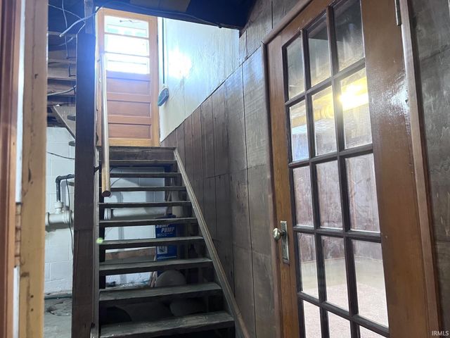 1405 S 12th Street, Goshen, IN 46526