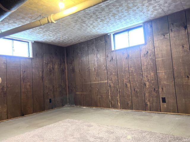 1405 S 12th Street, Goshen, IN 46526