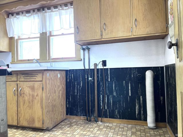 1405 S 12th Street, Goshen, IN 46526