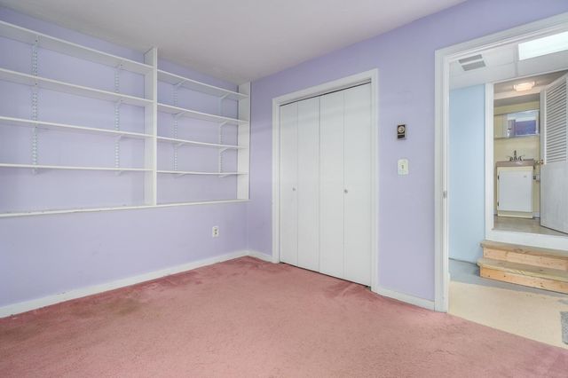 7 Woods Drive, Newmarket, NH 03857