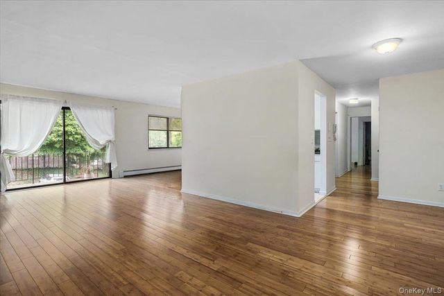 555 Central Park Avenue 348, Scarsdale, NY 10583