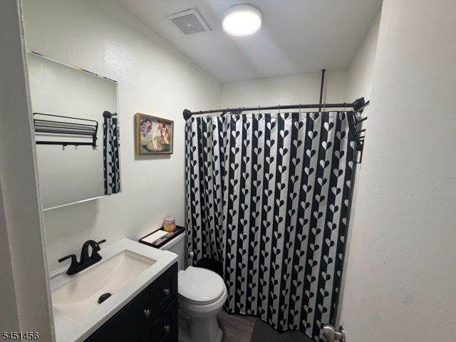 293 Main Street U-2 2 E, Belleville Twp., NJ 07109