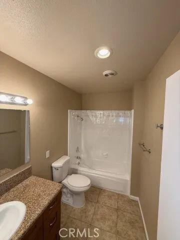249 E Jackson Street B, Rialto, CA 92376