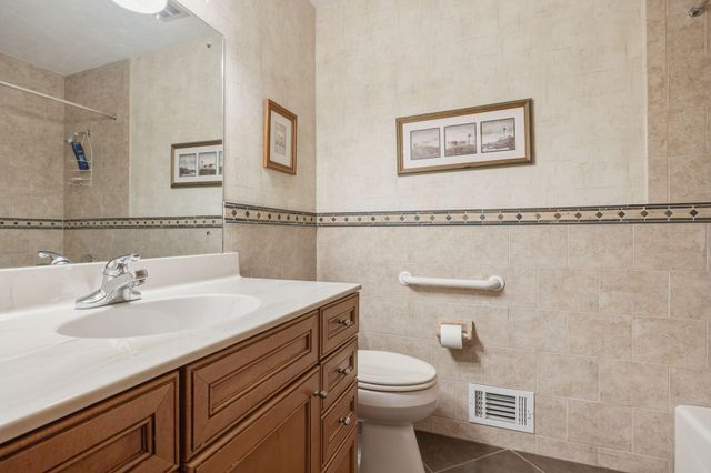 9512 Toledo Avenue S, Bloomington, MN 55437