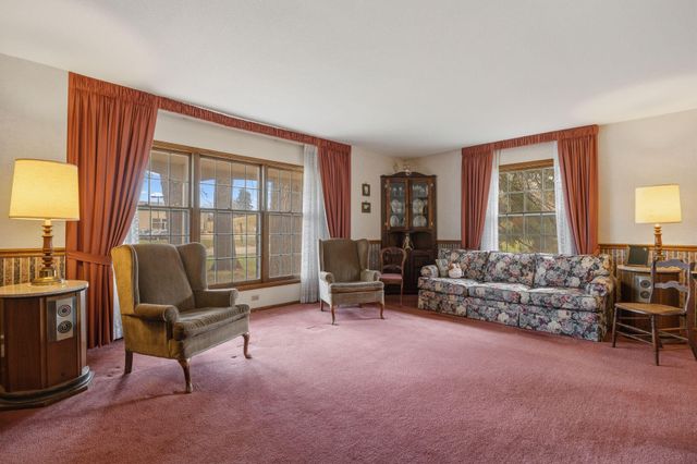 9512 Toledo Avenue S, Bloomington, MN 55437