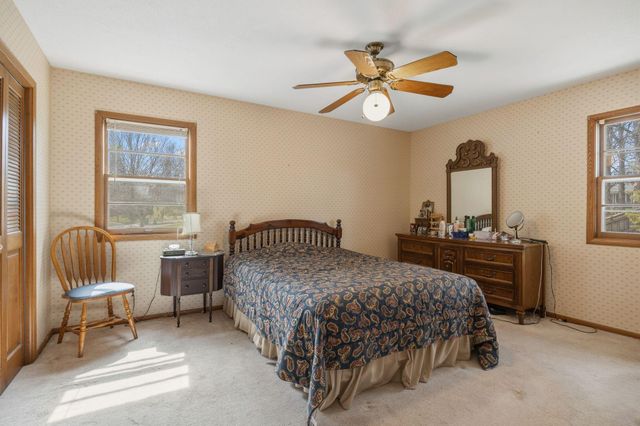 9512 Toledo Avenue S, Bloomington, MN 55437