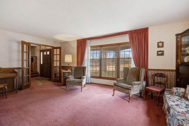 9512 Toledo Avenue S, Bloomington, MN 55437