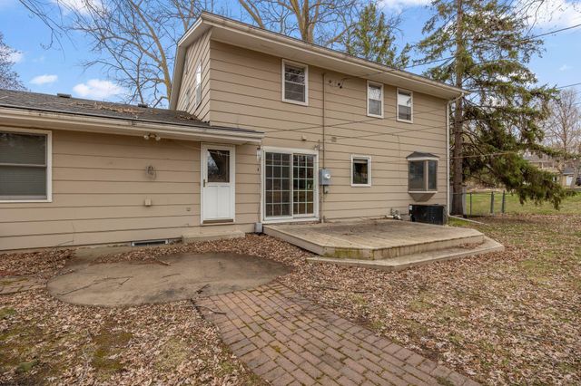9512 Toledo Avenue S, Bloomington, MN 55437