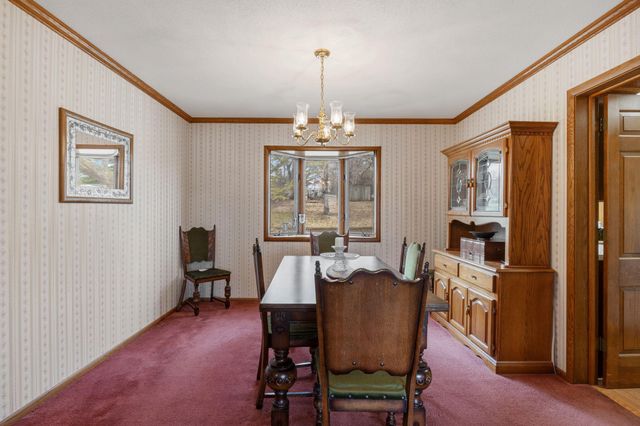 9512 Toledo Avenue S, Bloomington, MN 55437