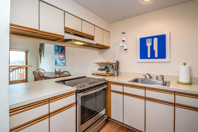 12 Attitash Woods Road, Bartlett, NH 03812