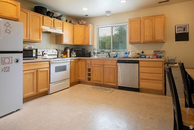 133 N PINGREE AVE, Ogden, UT 84404