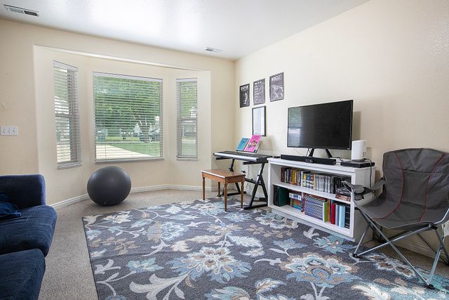 133 N PINGREE AVE, Ogden, UT 84404