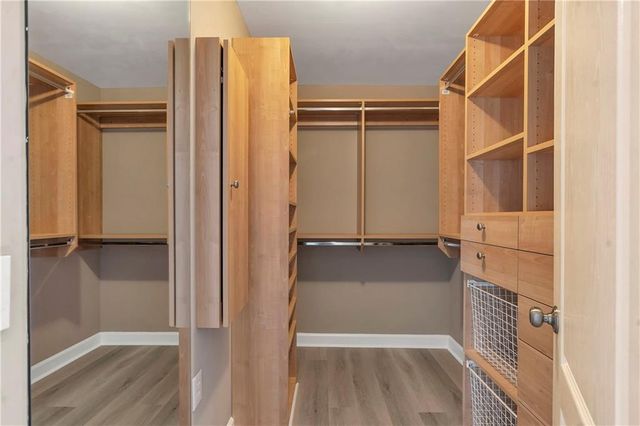 3475 Oak Valley NE Road 1930, Atlanta, GA 30326