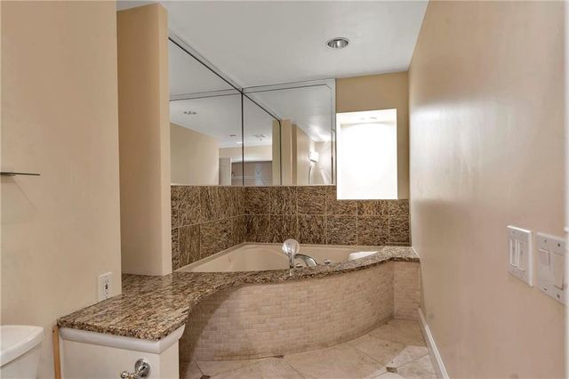 3475 Oak Valley NE Road 1930, Atlanta, GA 30326