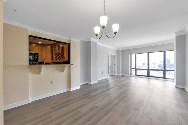 3475 Oak Valley NE Road 1930, Atlanta, GA 30326