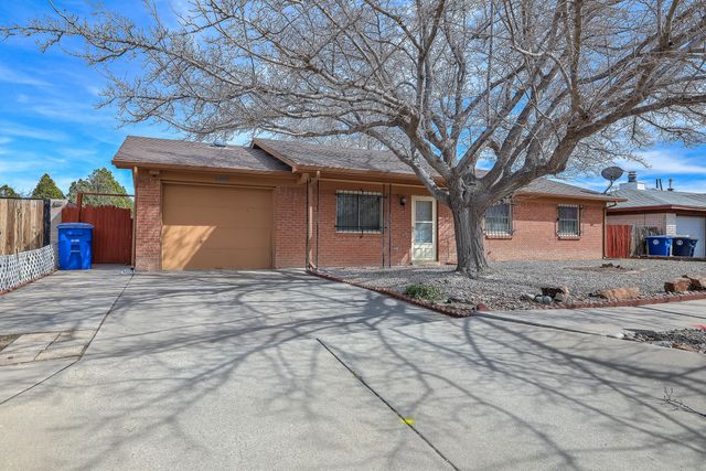 6220 Vista Montano Street NW, Albuquerque, NM 87120
