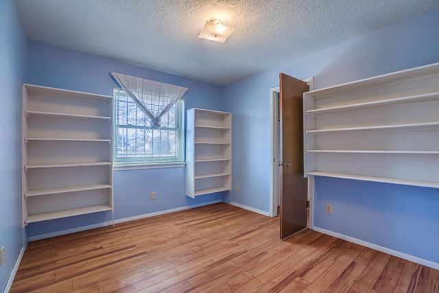 6220 Vista Montano Street NW, Albuquerque, NM 87120