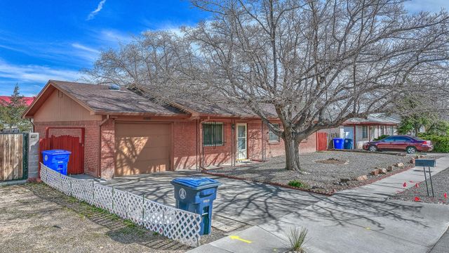 6220 Vista Montano Street NW, Albuquerque, NM 87120