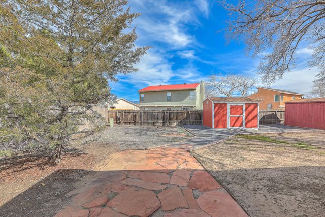 6220 Vista Montano Street NW, Albuquerque, NM 87120