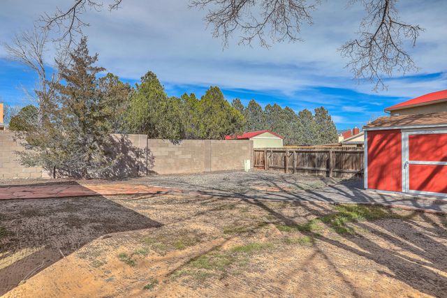 6220 Vista Montano Street NW, Albuquerque, NM 87120