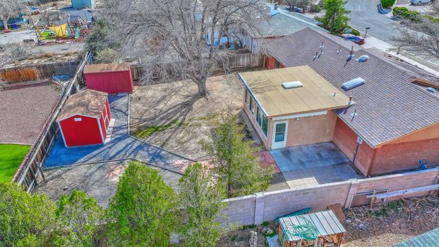 6220 Vista Montano Street NW, Albuquerque, NM 87120