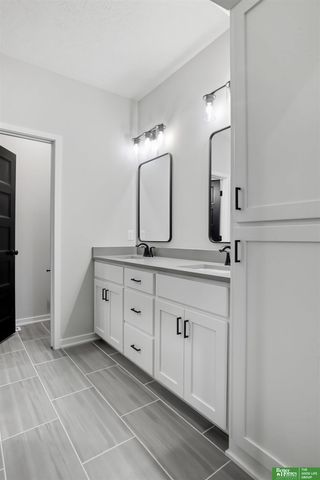 10703 S 220th Street, Gretna, NE 68028