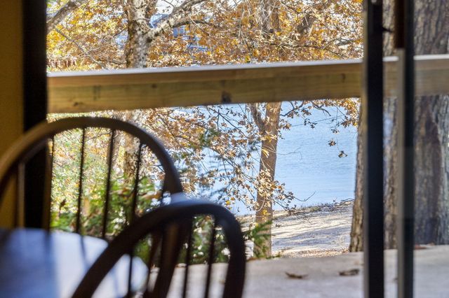 207 Bar M Lane 23, Branson West, MO 65737