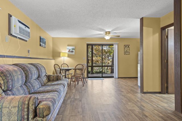 207 Bar M Lane 23, Branson West, MO 65737