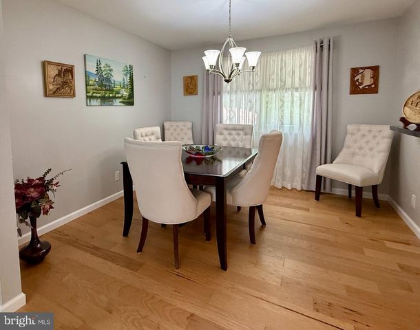 312 SW LAKESHORE DR, Millville, NJ 08332