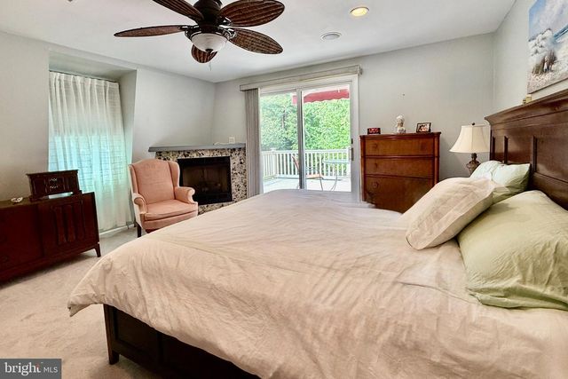 312 SW LAKESHORE DR, Millville, NJ 08332