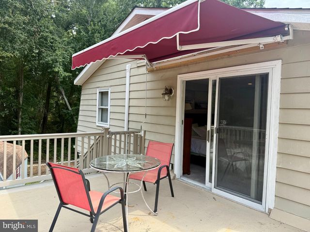 312 SW LAKESHORE DR, Millville, NJ 08332