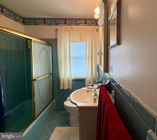 312 SW LAKESHORE DR, Millville, NJ 08332