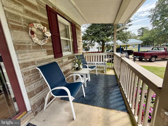 312 SW LAKESHORE DR, Millville, NJ 08332