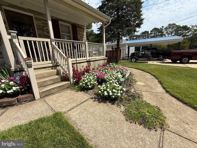 312 SW LAKESHORE DR, Millville, NJ 08332