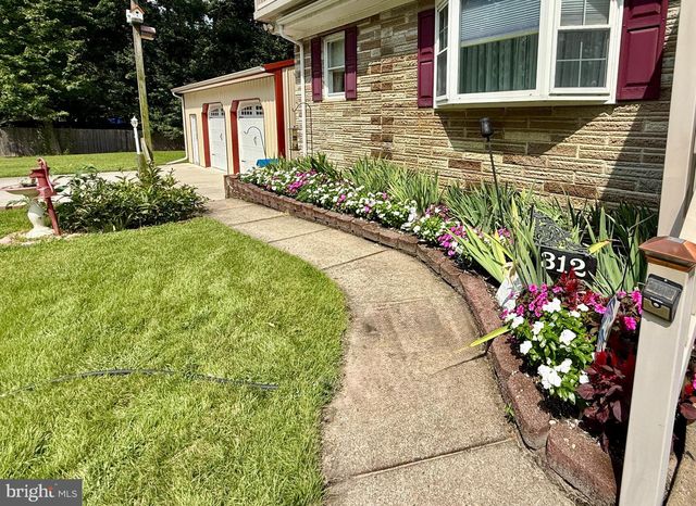 312 SW LAKESHORE DR, Millville, NJ 08332