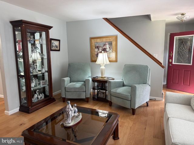 312 SW LAKESHORE DR, Millville, NJ 08332