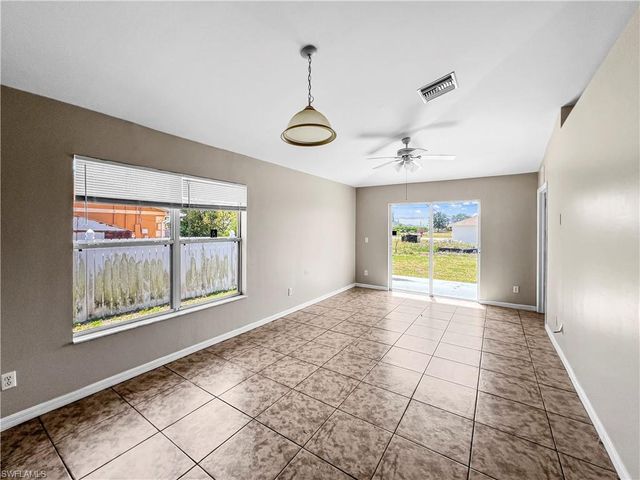 2130 NE 8th PL, Cape Coral, FL 33909