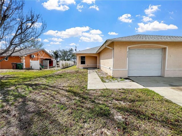 2130 NE 8th PL, Cape Coral, FL 33909