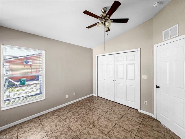 2130 NE 8th PL, Cape Coral, FL 33909