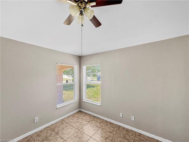 2130 NE 8th PL, Cape Coral, FL 33909