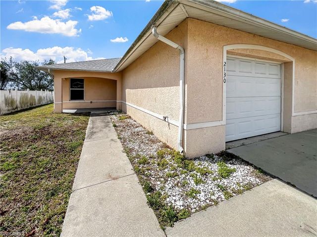 2130 NE 8th PL, Cape Coral, FL 33909