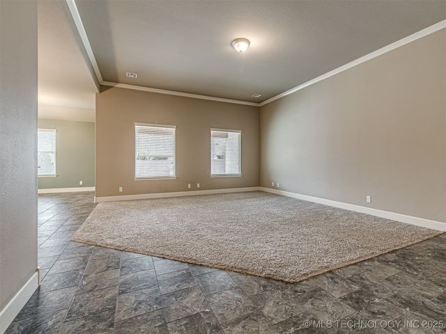 2601 W Albuquerque Street, Broken Arrow, OK 74011